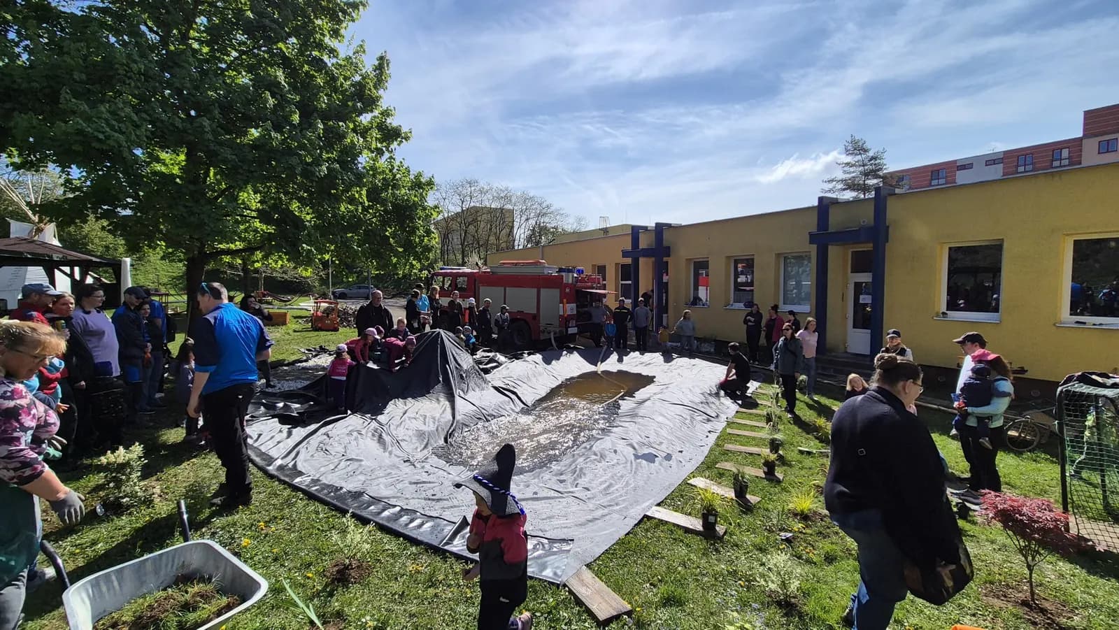 KDE ROSTE ZAHRADA, ROSTE PŘÁTELSTVÍ, fotografie 6