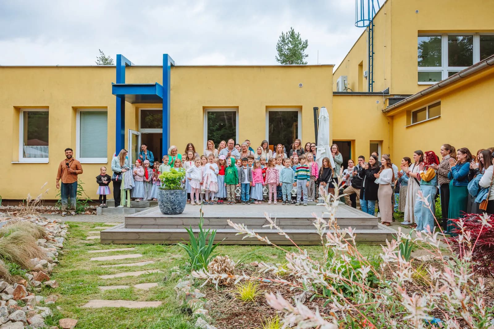 Zahradní slavnost našich předškoláků: Den, který patřil jen jim, fotografie 18