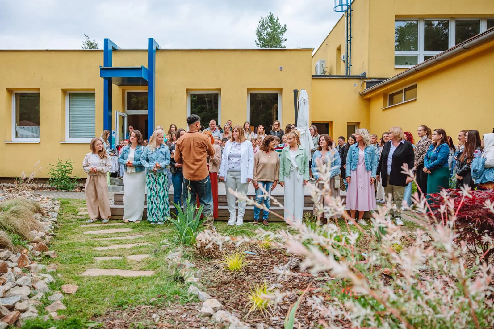 Zahradní slavnost našich předškoláků: Den, který patřil jen jim, fotografie 21