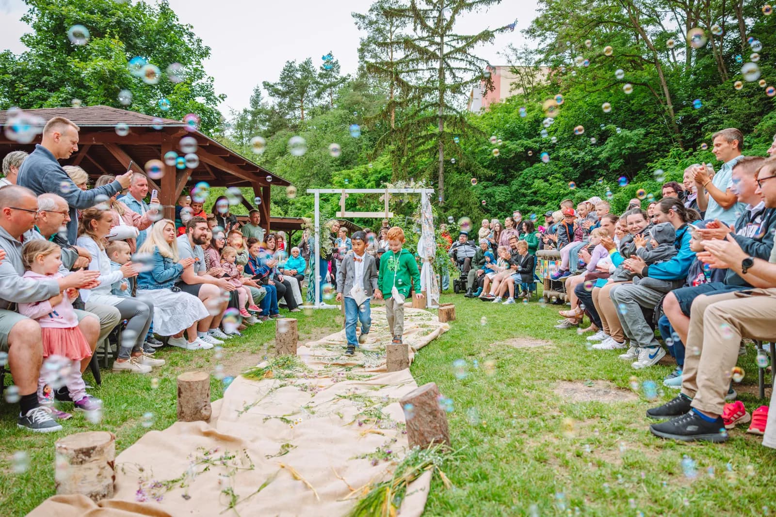 Zahradní slavnost našich předškoláků: Den, který patřil jen jim, fotografie 51