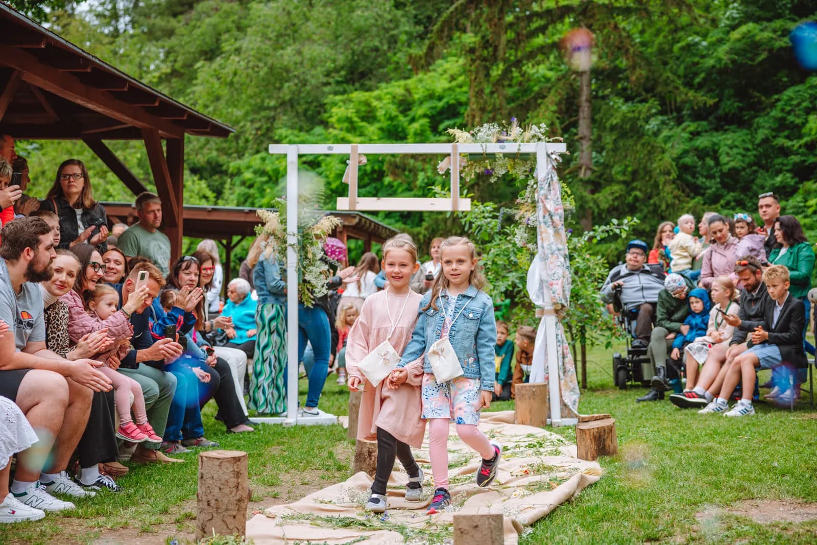 Zahradní slavnost našich předškoláků: Den, který patřil jen jim, fotografie 69
