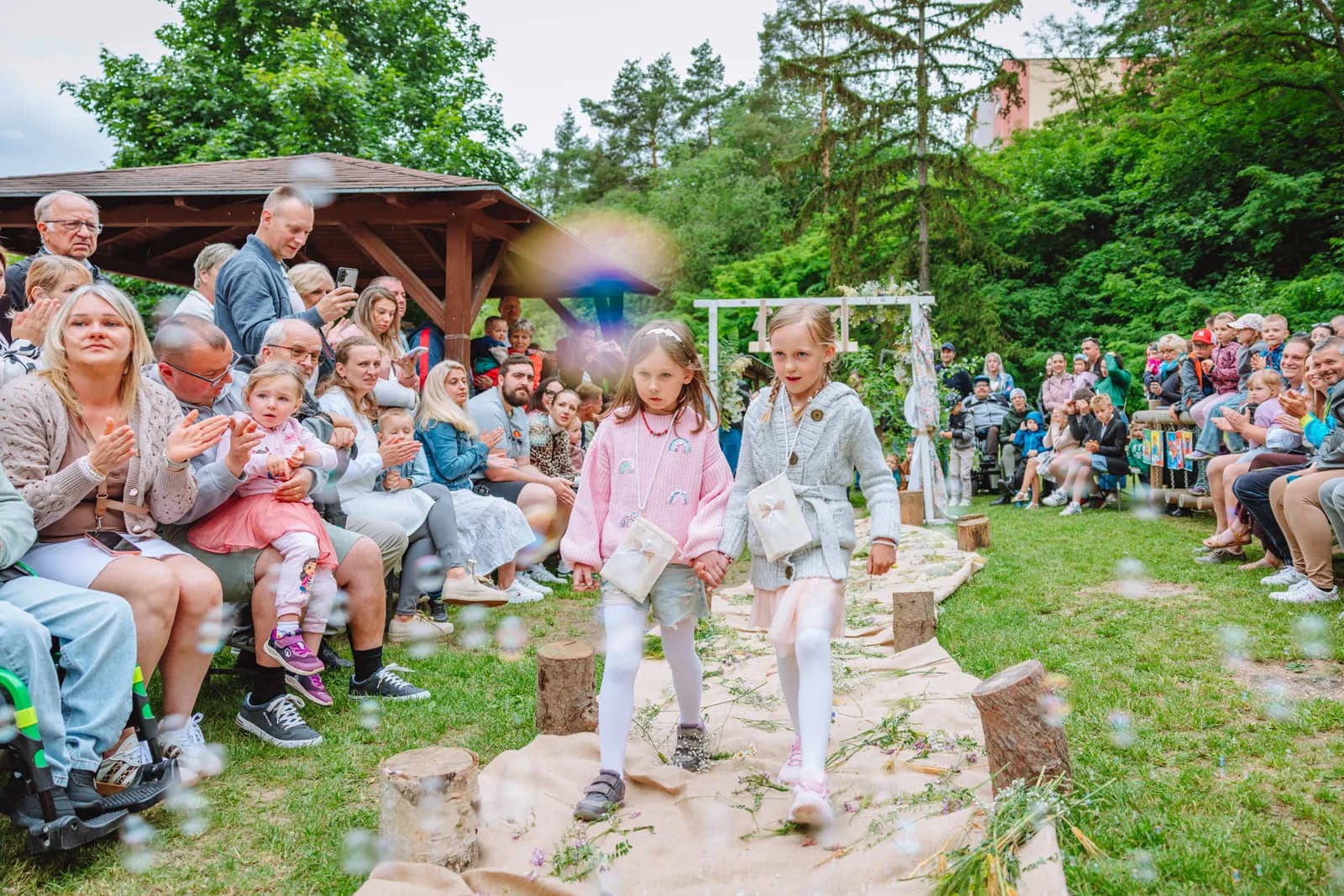 Zahradní slavnost našich předškoláků: Den, který patřil jen jim, fotografie 82