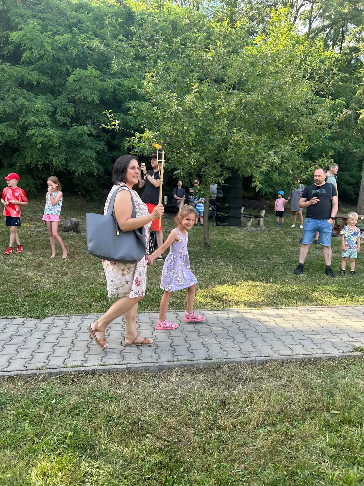 Zahradní slavnost: rozloučení s předškoláky plné emocí, radosti a nových začátků, fotografie 3
