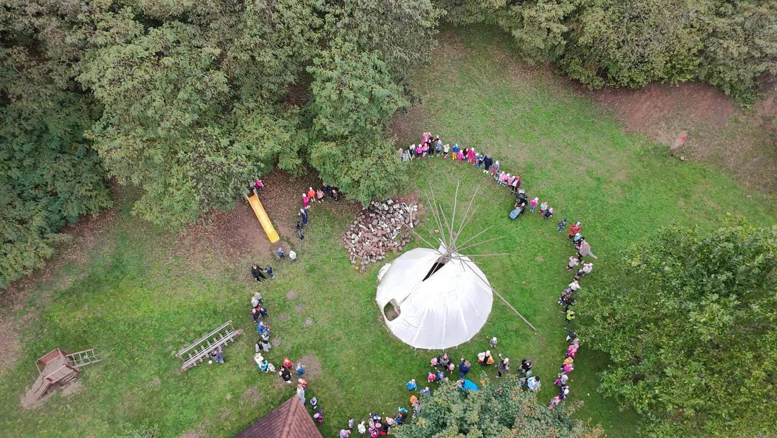 Září ve znamení první ctnosti, přátelskosti, fotografie 23